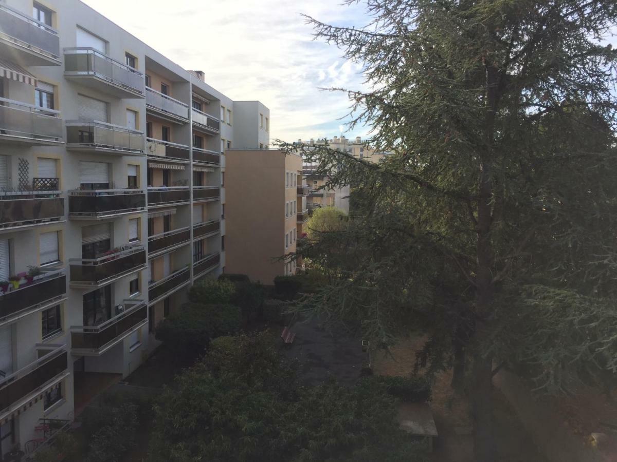 Grand Appartement A Louer Vue Sur Seine Melun Exterior photo